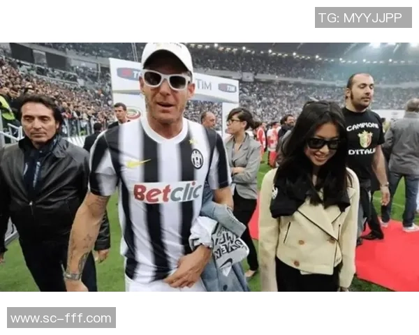 潘嘉俊：从青涩少年到足球场上的耀眼明星之路